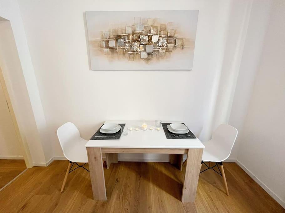 Rm-0 - Appartement F2 Au Rdc A Mulhouse Pour 1-2 Pers Eksteriør billede